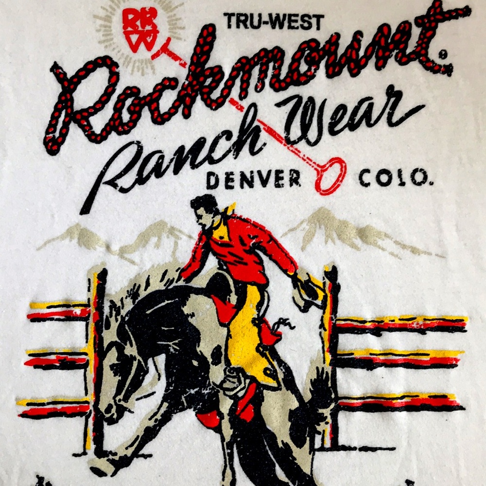 Rockmount White Graphic T-shirt with short sleeves